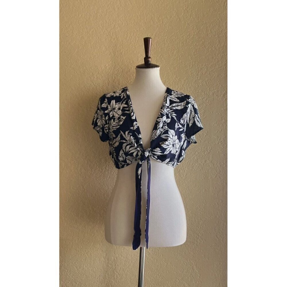 Swell Women's Palmia Floral Navy Blue Tie Front Crop Top Size S M L - Picture 3 of 11